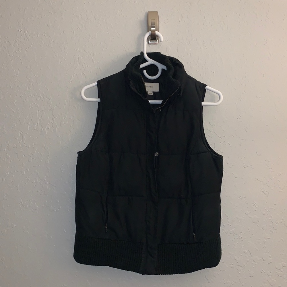 Merona Black Puffy Vest